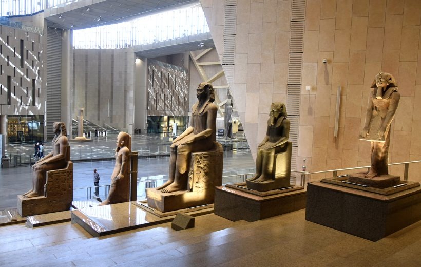 Tour gallery main